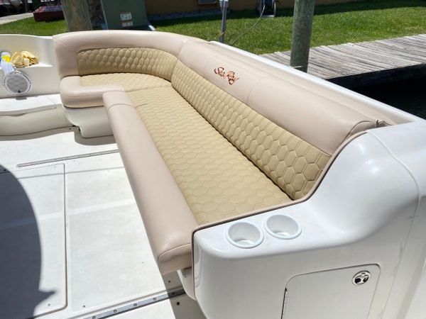 4459493C-9452-4E4A-8A2F-47883D28FC5B_1_105_c