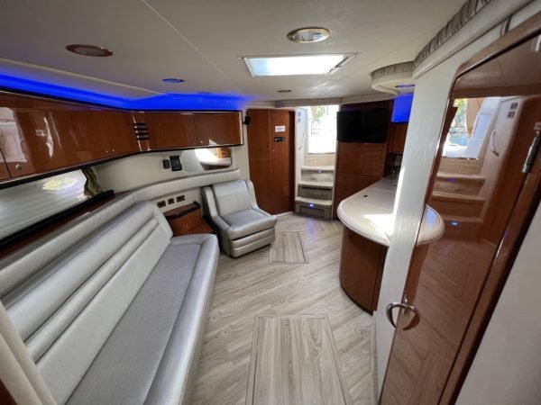 AB1918F7-8EBD-418D-BF23-5E90C94059B5_1_105_c